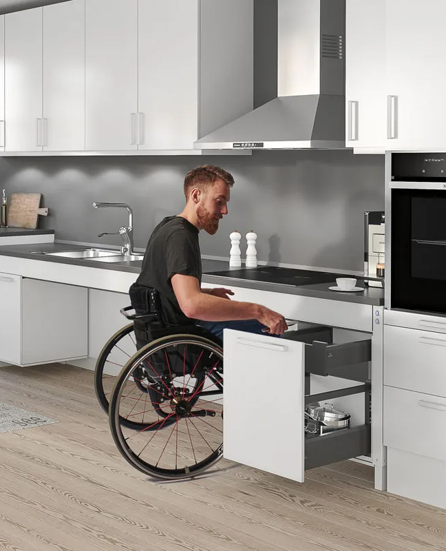 Cuisine ergonomique pour facliliter l'accessibilité et l'autonomie à domicile à Lyon.