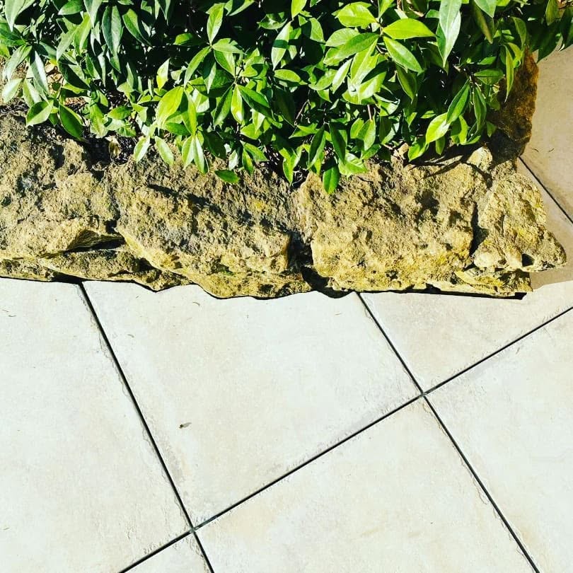 Choisir Vignat pour la création de sa terrasses à Lyon c'est opter pour l'expertise et une pose soignée.